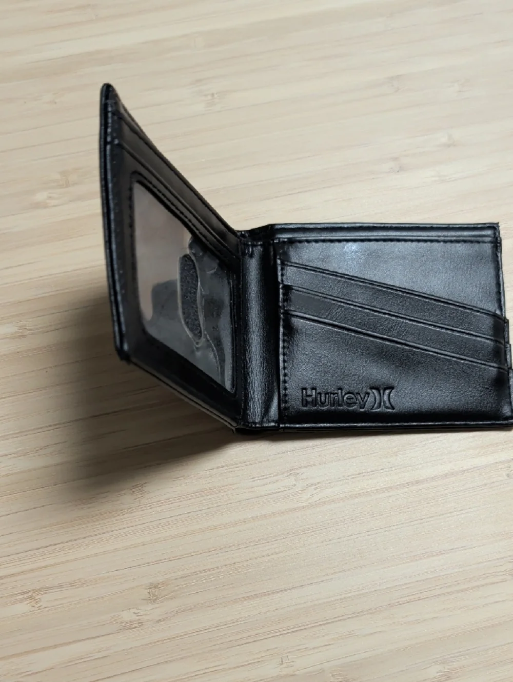 Hurley Black Leather Bi-Fold Card & Key Wallet